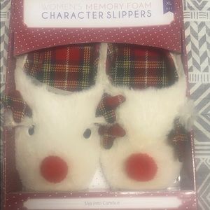 Women’s holiday slippers